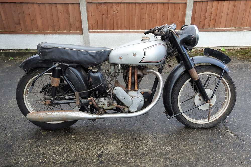 Lot 395 - 1953 Norton ES2