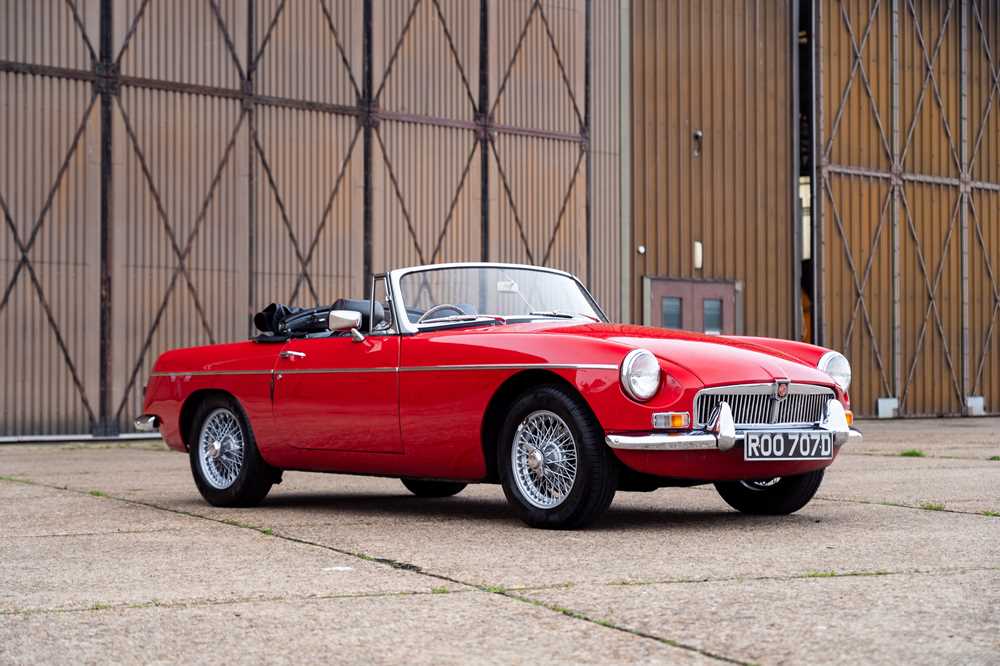 Lot 1966 MG B Roadster