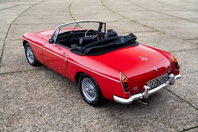 Lot 1966 MG B Roadster