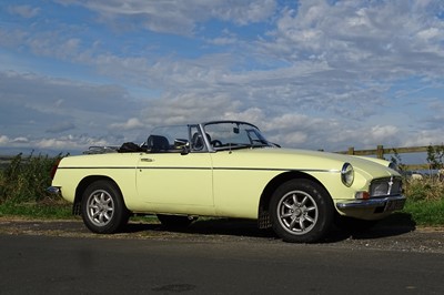 Lot 56 - 1976 MG B Roadster