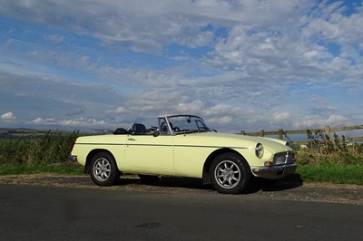 Lot 56 - 1976 MG B Roadster