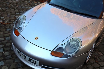 Lot 72 - 1998 Porsche 911 Carrera