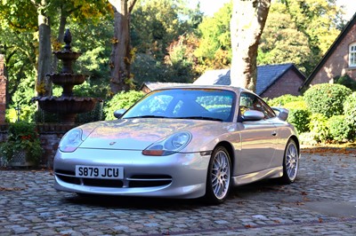 Lot 72 - 1998 Porsche 911 Carrera