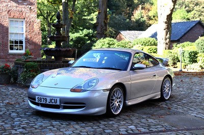 Lot 72 - 1998 Porsche 911 Carrera