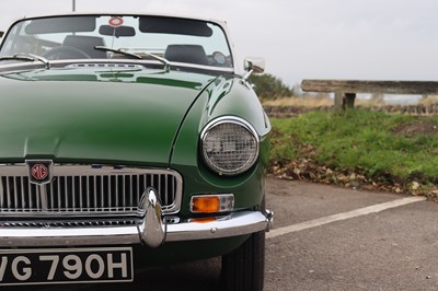 Lot 1977 MG B Roadster