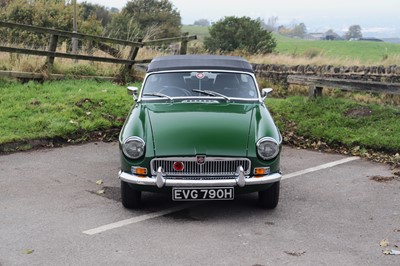 Lot 1977 MG B Roadster