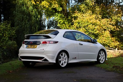 Lot 2009 Honda Civic Type R Championship White Edition