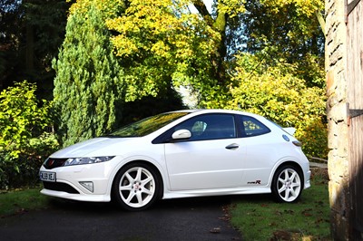 Lot 2009 Honda Civic Type R Championship White Edition