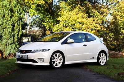 Lot 2009 Honda Civic Type R Championship White Edition