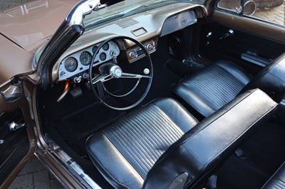 Lot 1964 Chevrolet Corvair Monza Cabriolet