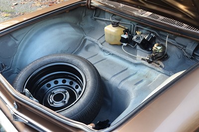 Lot 1964 Chevrolet Corvair Monza Cabriolet