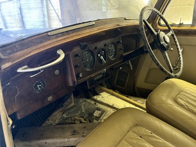 Lot 12 - 1952 Bentley MkVI Saloon