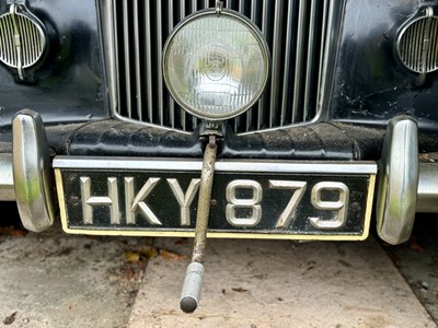 Lot 12 - 1952 Bentley MkVI Saloon