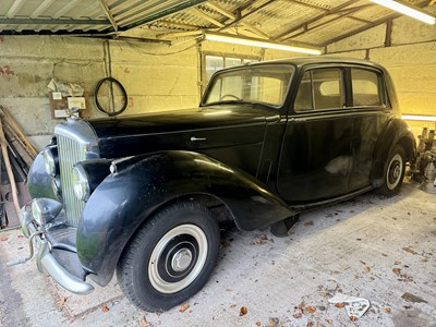 Lot 12 - 1952 Bentley MkVI Saloon