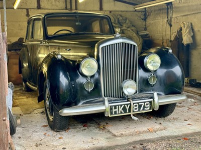 Lot 12 - 1952 Bentley MkVI Saloon