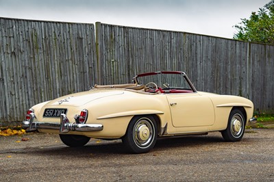 Lot 1958 Mercedes-Benz 190 SL