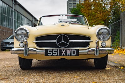 Lot 1958 Mercedes-Benz 190 SL