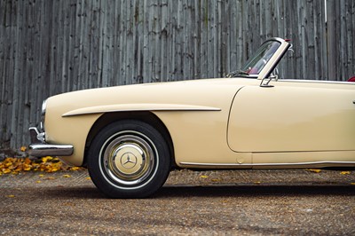 Lot 1958 Mercedes-Benz 190 SL