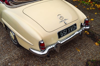 Lot 1958 Mercedes-Benz 190 SL