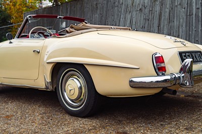 Lot 1958 Mercedes-Benz 190 SL