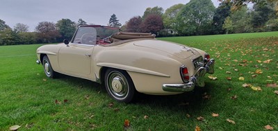 Lot 1958 Mercedes-Benz 190 SL