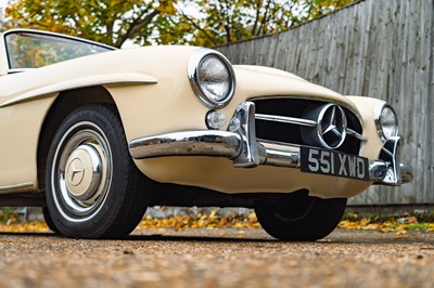 Lot 1959 Mercedes-Benz 190 SL