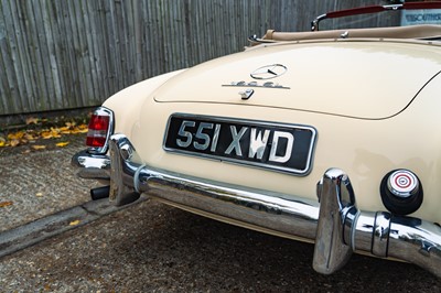 Lot 1959 Mercedes-Benz 190 SL