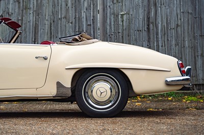 Lot 1959 Mercedes-Benz 190 SL