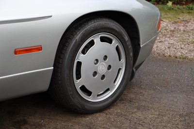 Lot 55 - 1988 Porsche 928 S4