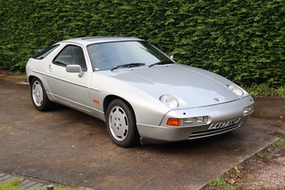 Lot 1988 Porsche 928 S4