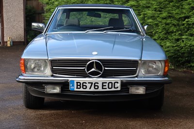 Lot 121 - 1985 Mercedes-Benz 380 SL