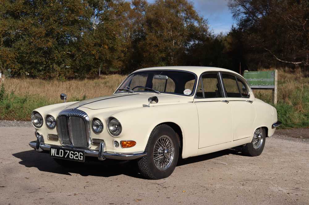 Lot 1968 Daimler Sovereign