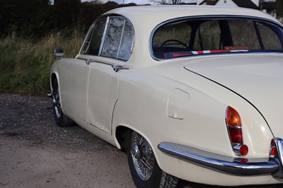 Lot 1968 Daimler Sovereign