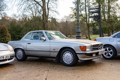 Lot 93 - 1986 Mercedes-Benz 500 SL