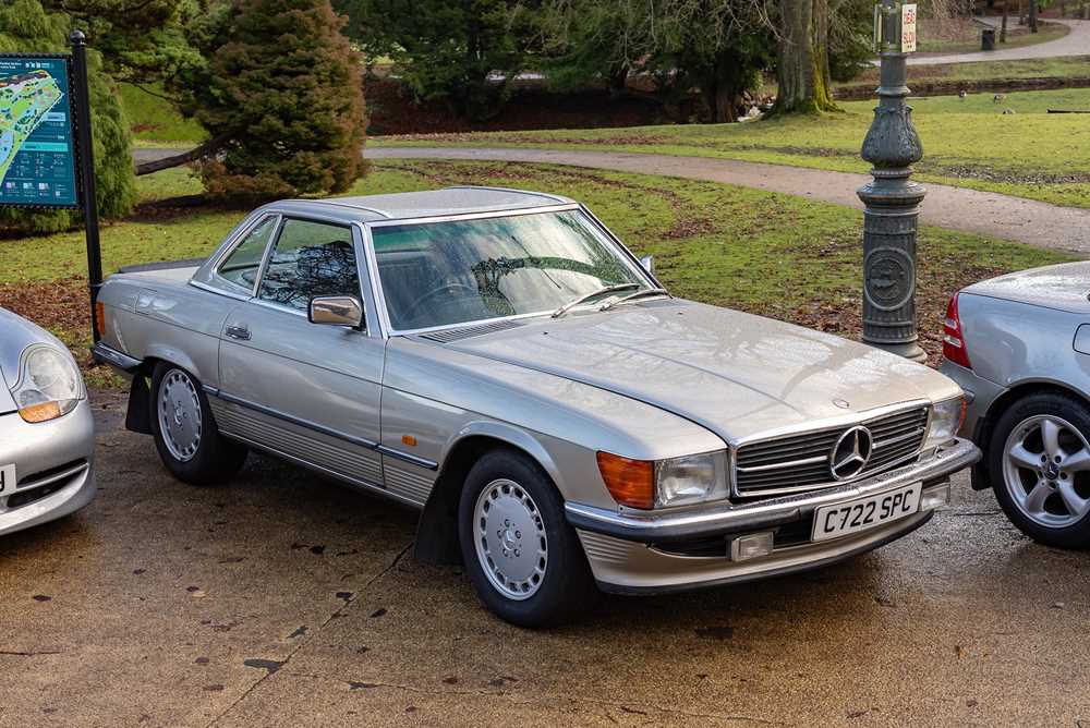 Lot 93 - 1986 Mercedes-Benz 500 SL