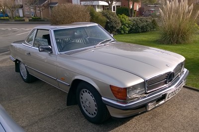 Lot 93 - 1986 Mercedes-Benz 500 SL