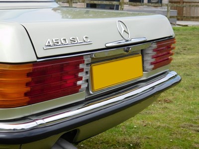 Lot 1980 Mercedes-Benz 450 SLC