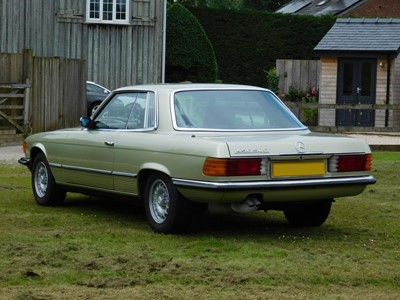 Lot 1980 Mercedes-Benz 450 SLC