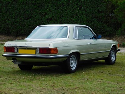 Lot 1980 Mercedes-Benz 450 SLC