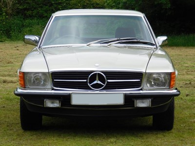 Lot 1980 Mercedes-Benz 450 SLC