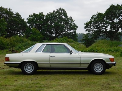 Lot 1980 Mercedes-Benz 450 SLC