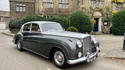 Lot 1960 Bentley S2 Saloon