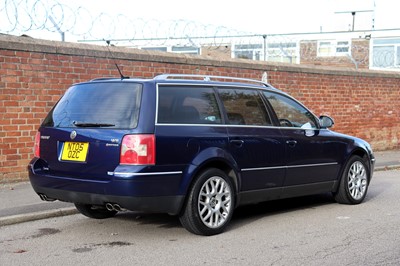 Lot 99 - 2005 Volkswagen Passat W8 Estate