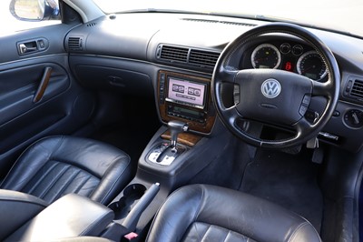 Lot 99 - 2005 Volkswagen Passat W8 Estate