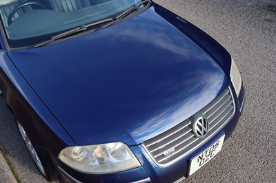 Lot 99 - 2005 Volkswagen Passat W8 Estate