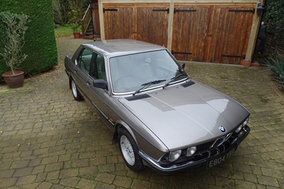 Lot 1987 BMW 525i