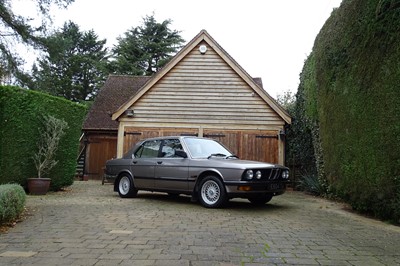 Lot 1987 BMW 525i