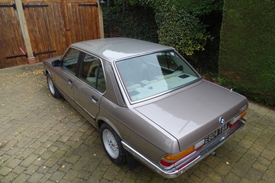 Lot 1987 BMW 525i