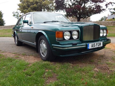 Lot 1990 Bentley Turbo R