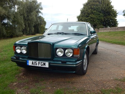 Lot 1990 Bentley Turbo R